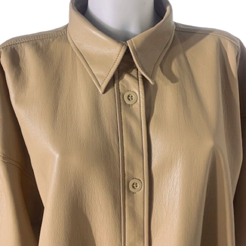 Babaton Pelli Shirt Jacket
Relaxed UnReal Leather shacket XL Tan Aritzia - Picture 9 of 16